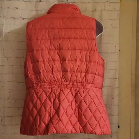 NEW Talbots Pink Quilted Real Goose Down Filled Puffer Vest Sz.Med Ret.$178 - Picture 2 of 7